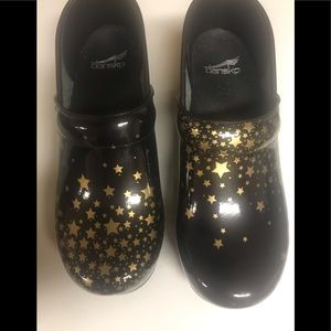 dansko women's twin pro